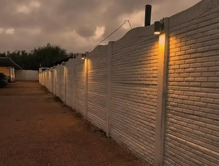 Muro ladrillo colonial · 40 metros